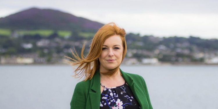 Женщина с РС теперь «без симптомов» после прекращения приема лекарств и изменения образа жизни 1 Женщина с РС теперь «без симптомов» после прекращения приема лекарств и изменения образа жизни